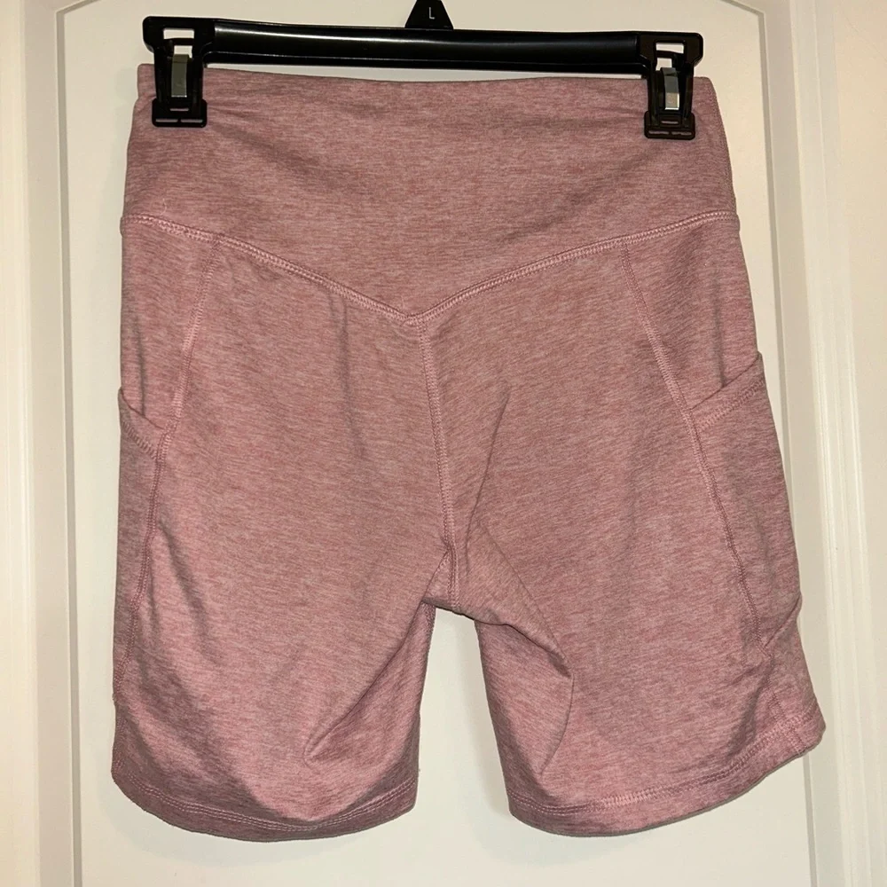 Zobha Women's Athletic biker Shorts in Soft Pink